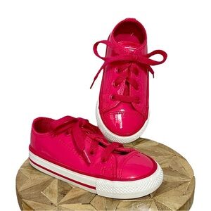 CONVERSE All Star Hot Pink Patent Leather (PU) Low Sneakers sz 7 Toddler 762323C